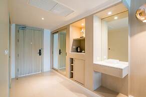 The Sea - Cret Hua Hin