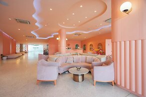 The Sea - Cret Hua Hin