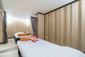 The Sea - Cret Hua Hin