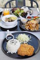 The Sea - Cret Hua Hin