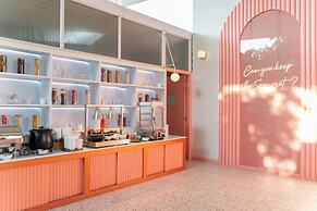 The Sea - Cret Hua Hin