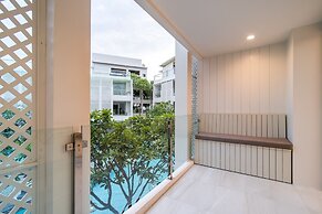 The Sea - Cret Hua Hin