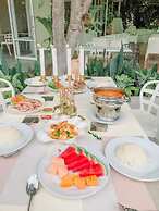The Sea - Cret Hua Hin
