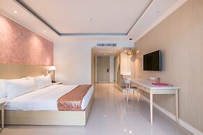 The Sea - Cret Hua Hin