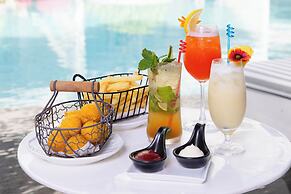 The Sea - Cret Hua Hin