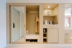 The Sea - Cret Hua Hin