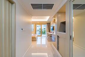 The Sea - Cret Hua Hin