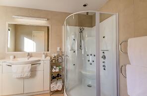 Queenstown Country Lodge