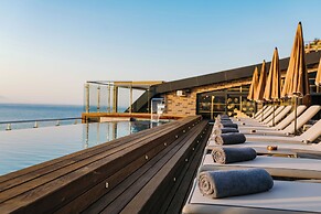 Numa Port Hotel