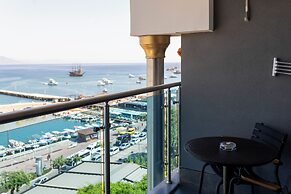 Numa Port Hotel