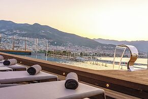 Numa Port Hotel