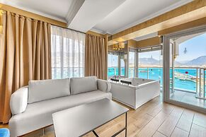 Numa Port Hotel