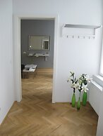 Central Vienna-Living Premium Suite