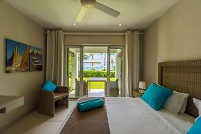 Mon Choisy Beach R.