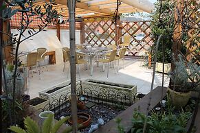 Longview Hotel