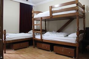 Chambers Of The Boheme - Hostel