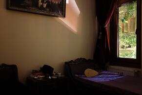 Chambers Of The Boheme - Hostel