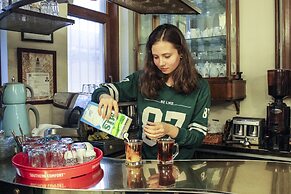 Chambers Of The Boheme - Hostel