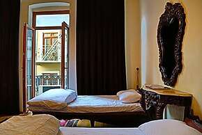 Chambers Of The Boheme - Hostel