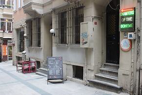 Chambers Of The Boheme - Hostel