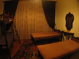 Chambers Of The Boheme - Hostel