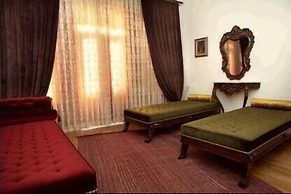 Chambers Of The Boheme - Hostel