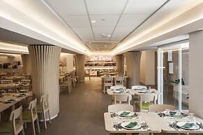 Hotel Ambassador Playa II