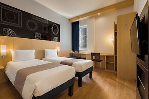 ibis Kyiv City Center