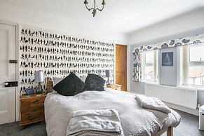 Esklet Guest House