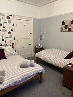 Esklet Guest House