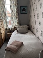Esklet Guest House