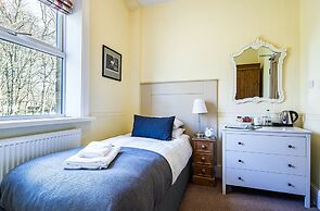 Fountains Guest House