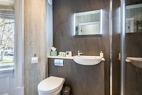 Fountains Guest House