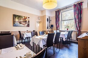 Fountains Guest House