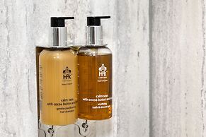 Fountains Guest House