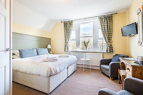 Fountains Guest House