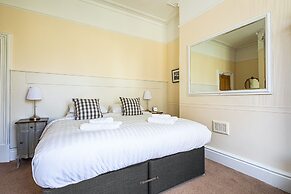 Fountains Guest House