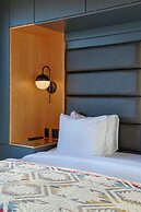 Duffin Cove Oceanfront Lodging