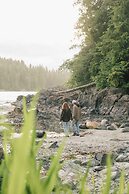 Duffin Cove Oceanfront Lodging