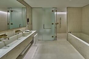 ERTH Abu Dhabi Hotel