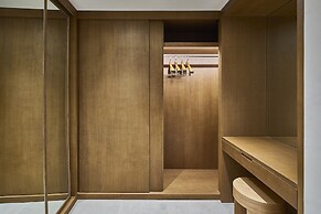 ERTH Abu Dhabi Hotel