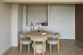 ERTH Abu Dhabi Hotel