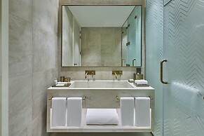 ERTH Abu Dhabi Hotel