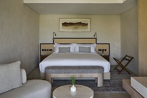 ERTH Abu Dhabi Hotel