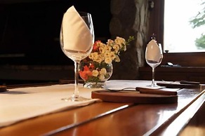 Las Morillas Huemul Lodge