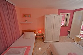 Rooms Sunce Supetar - Island Brac