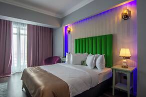 Hotel Phoenicia Express