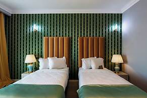 Hotel Phoenicia Express