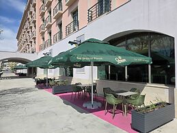 Hotel Phoenicia Express