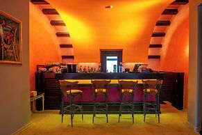 Hotel Phoenicia Express